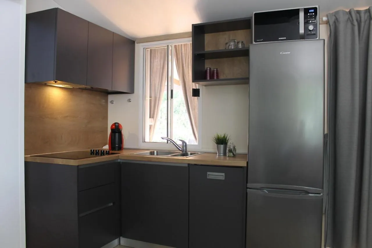 Mobile Home Cicibela Biograd Na Moru Croatia